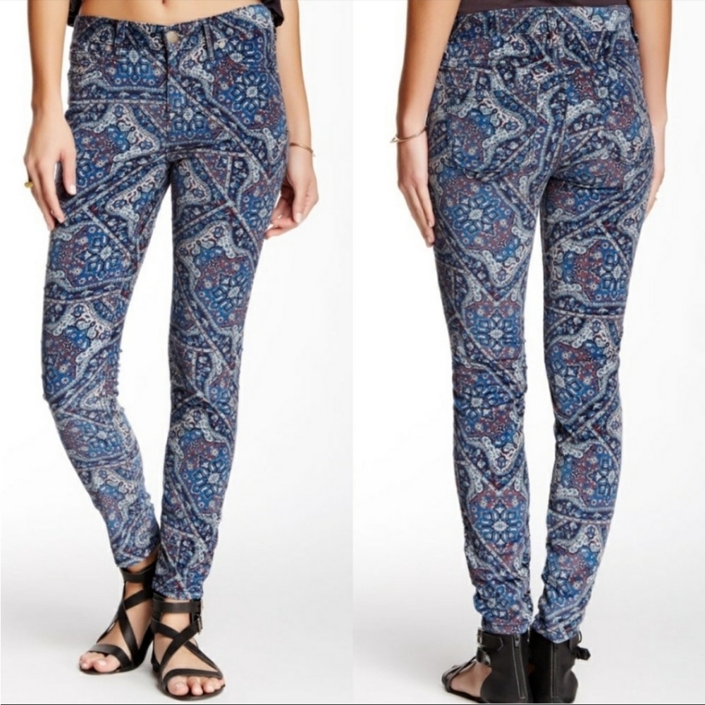 Free People Blue White and Red Tapestry Print Corduroy Pants Size 26